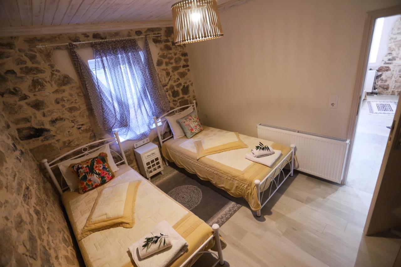 Olive Grove Deluxe apartment Agnítsini Buitenkant foto